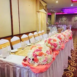 https://silvas-beach-hotel.kandyhotelsnow.com
