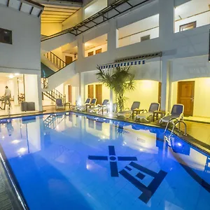 Hotel Sea Port