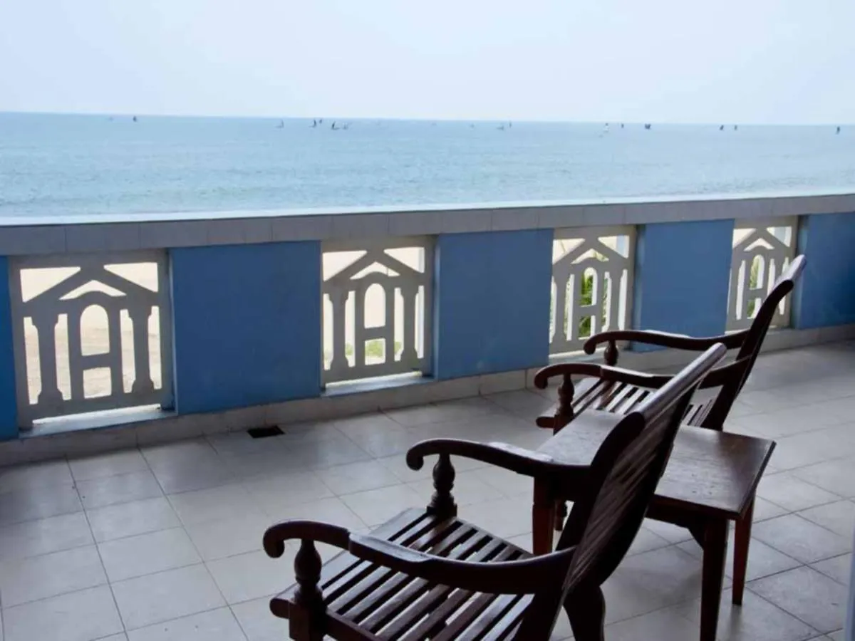 The Reef Beach Hotel Negombo 2*,  Sri Lanka